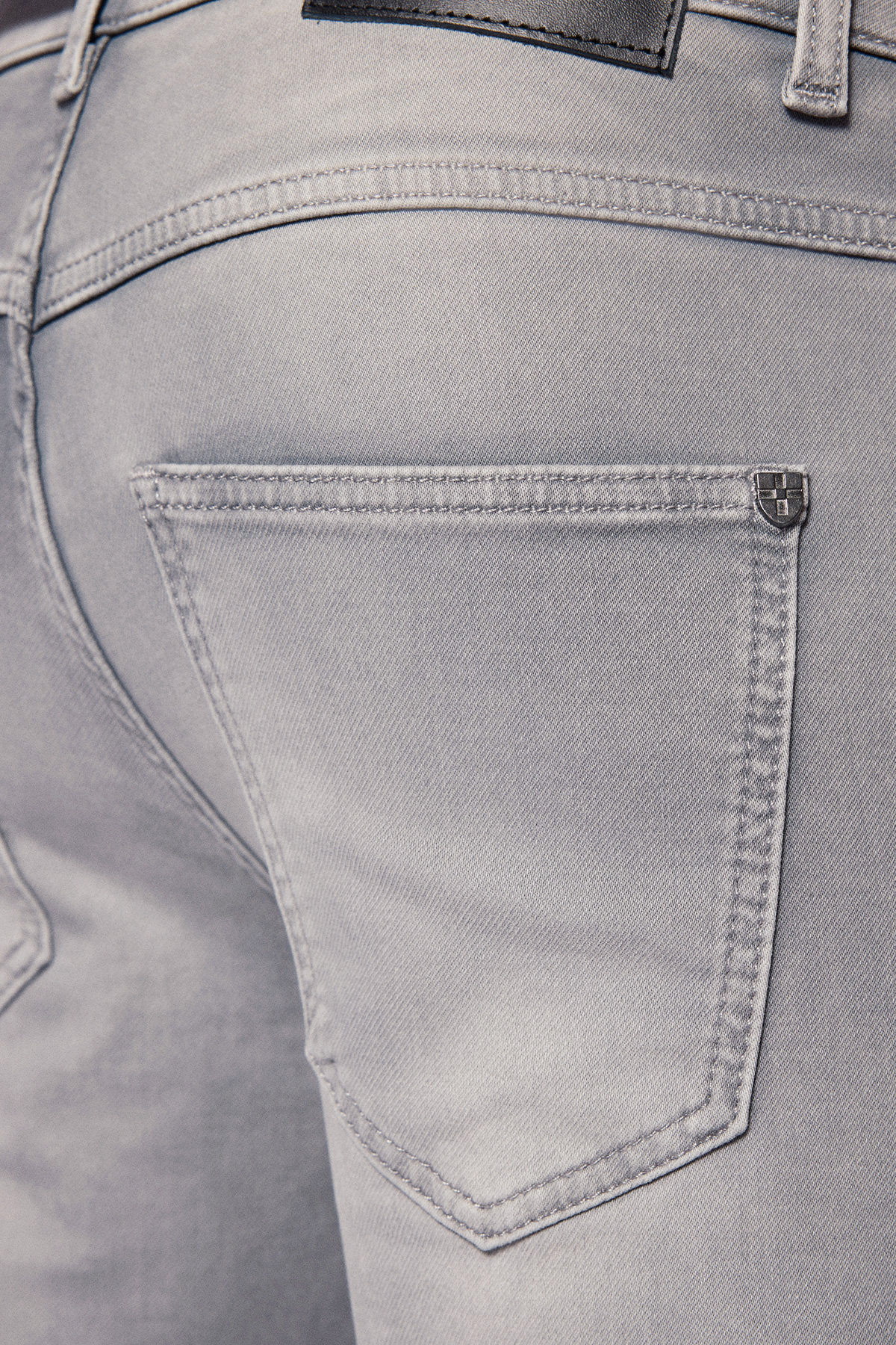 Jeansy Szare Slim Fit PM7