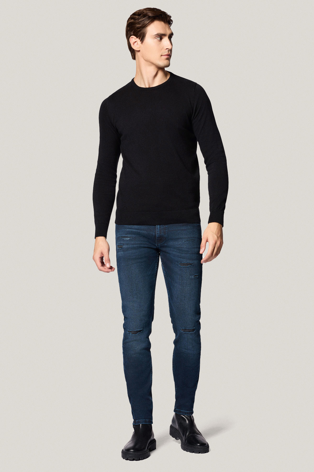 Sweter Czarny Bawełniany O-neck PM8