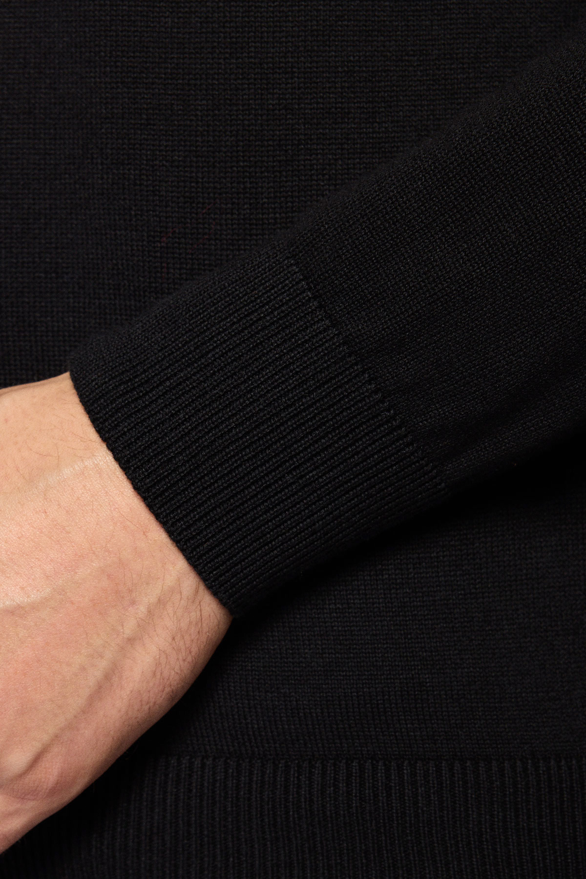 Sweter Czarny Bawełniany O-neck PM8