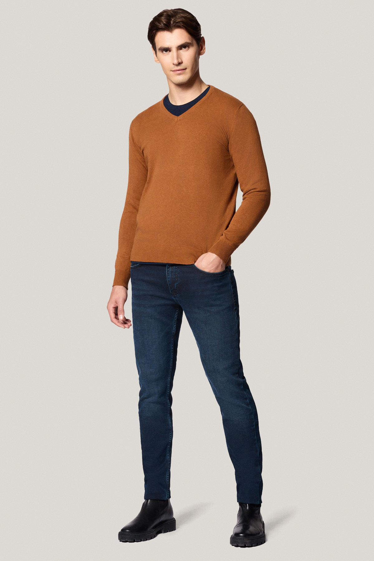 Sweter Camelowy Bawełniany V-neck PM7