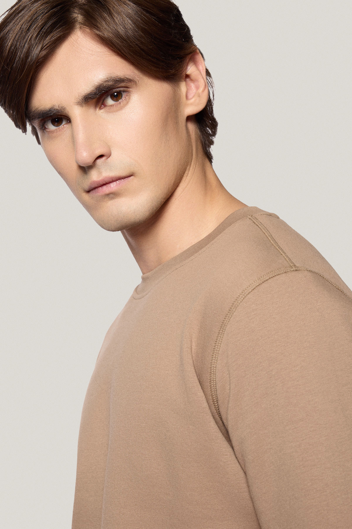 Bluza Nierozpinana Bez Kaptura Beżowa PM13