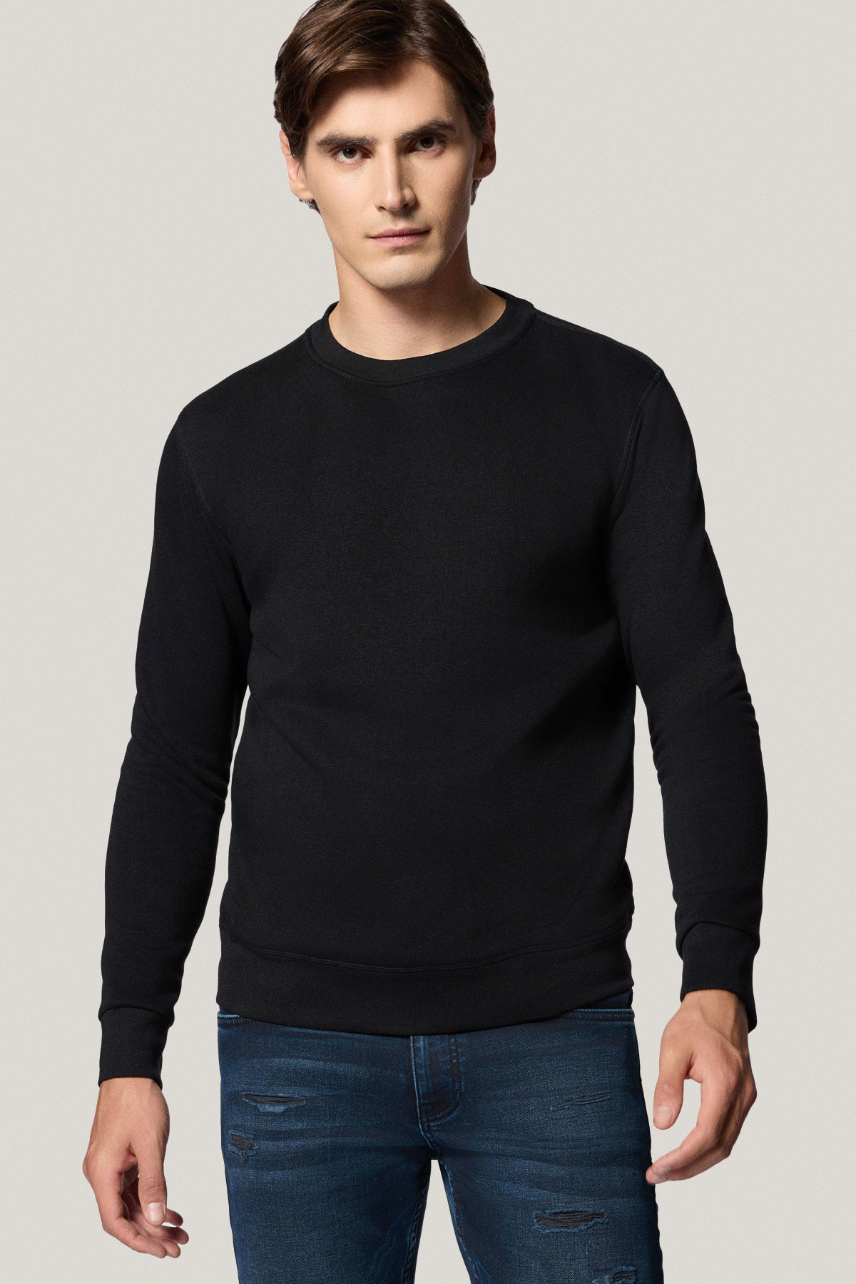 Bluza Nierozpinana Bez Kaptura Czarna PM13