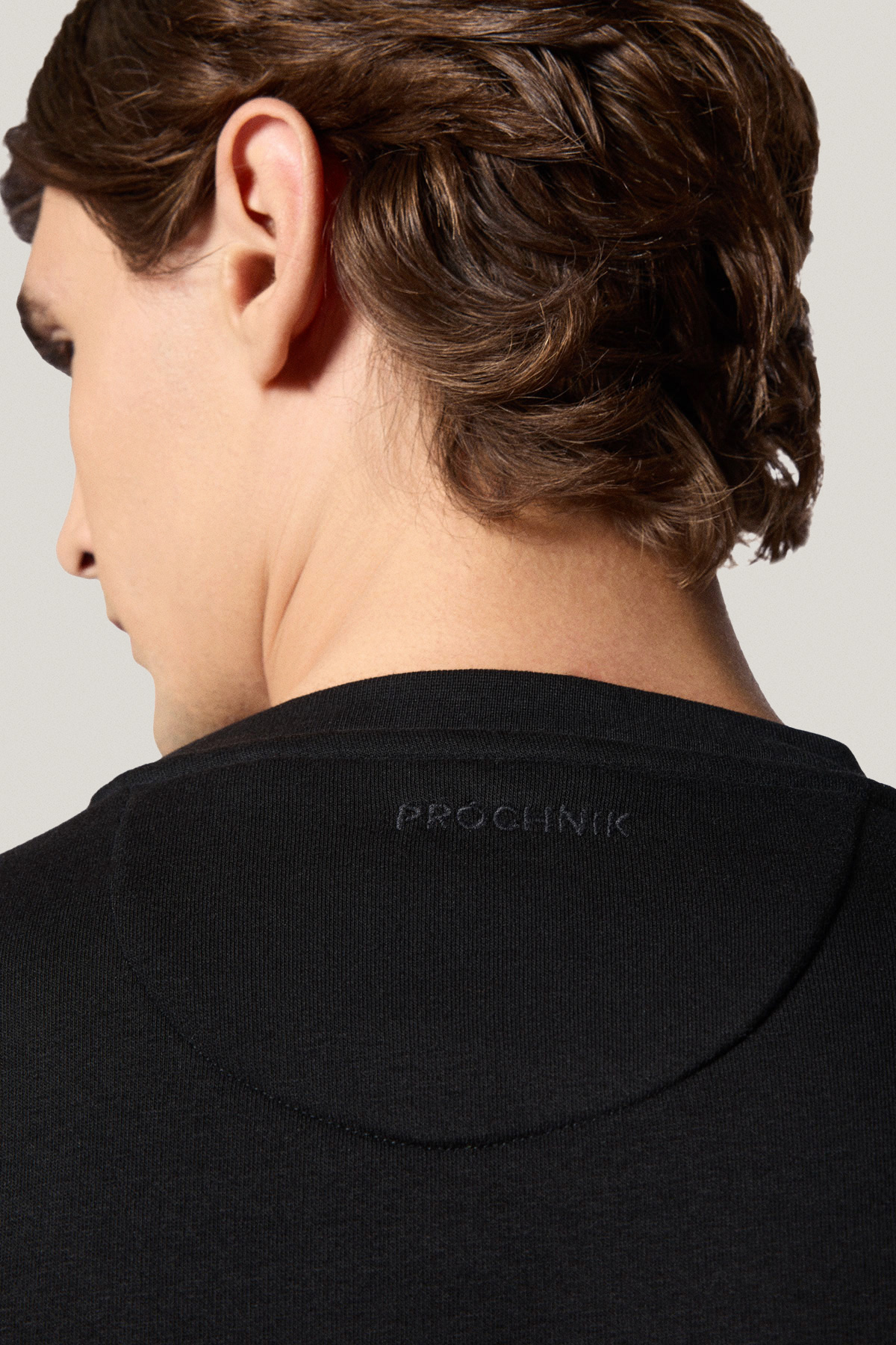 Bluza Nierozpinana Bez Kaptura Czarna PM13