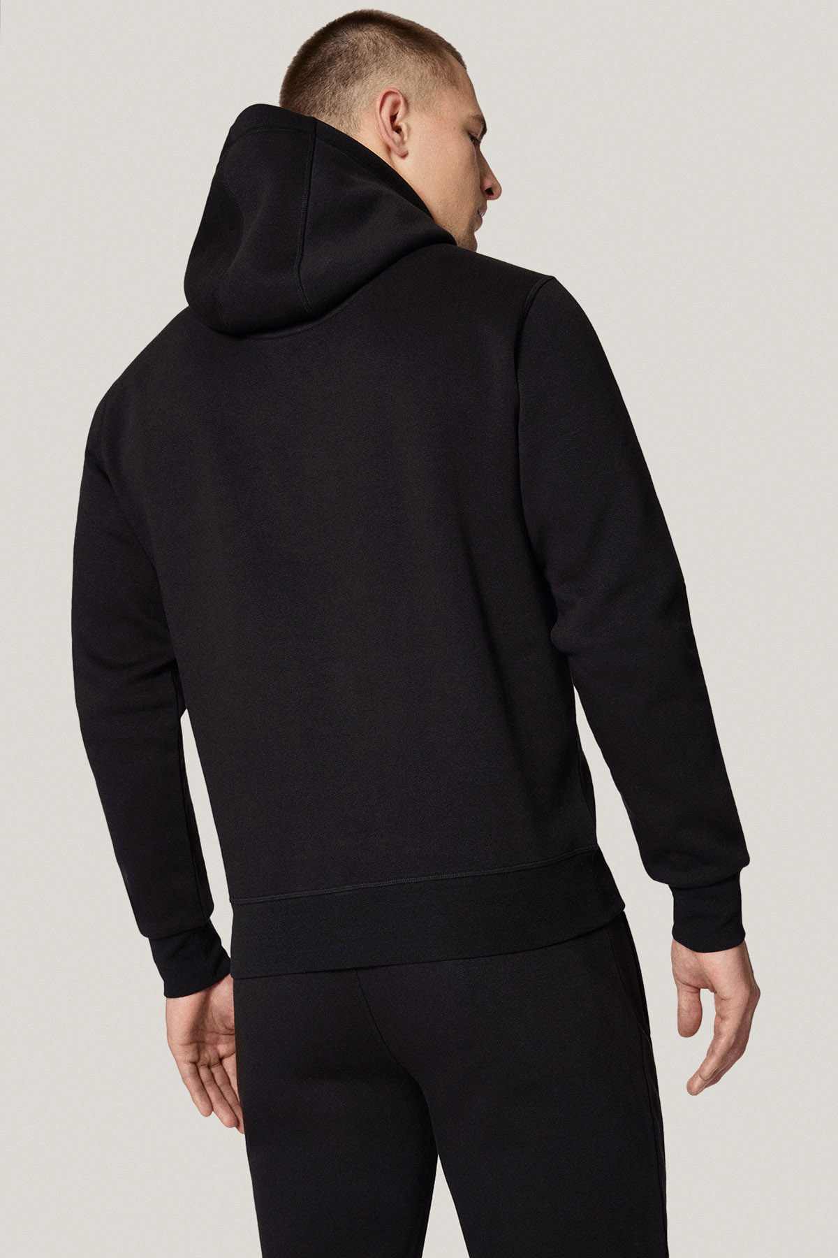 Bluza Nierozpinana z Kapturem Czarna z Haftem PM12 