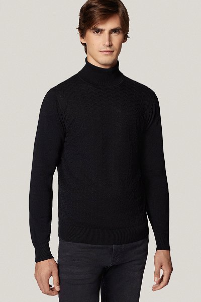 Golf Czarny Bawełniany w Splocie Warkoczowym PM7