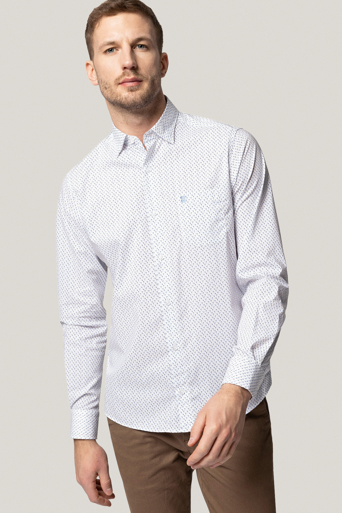 Koszula Biała z Bawełny z Długim Rękawem z Niebieskim Wzorem PM15