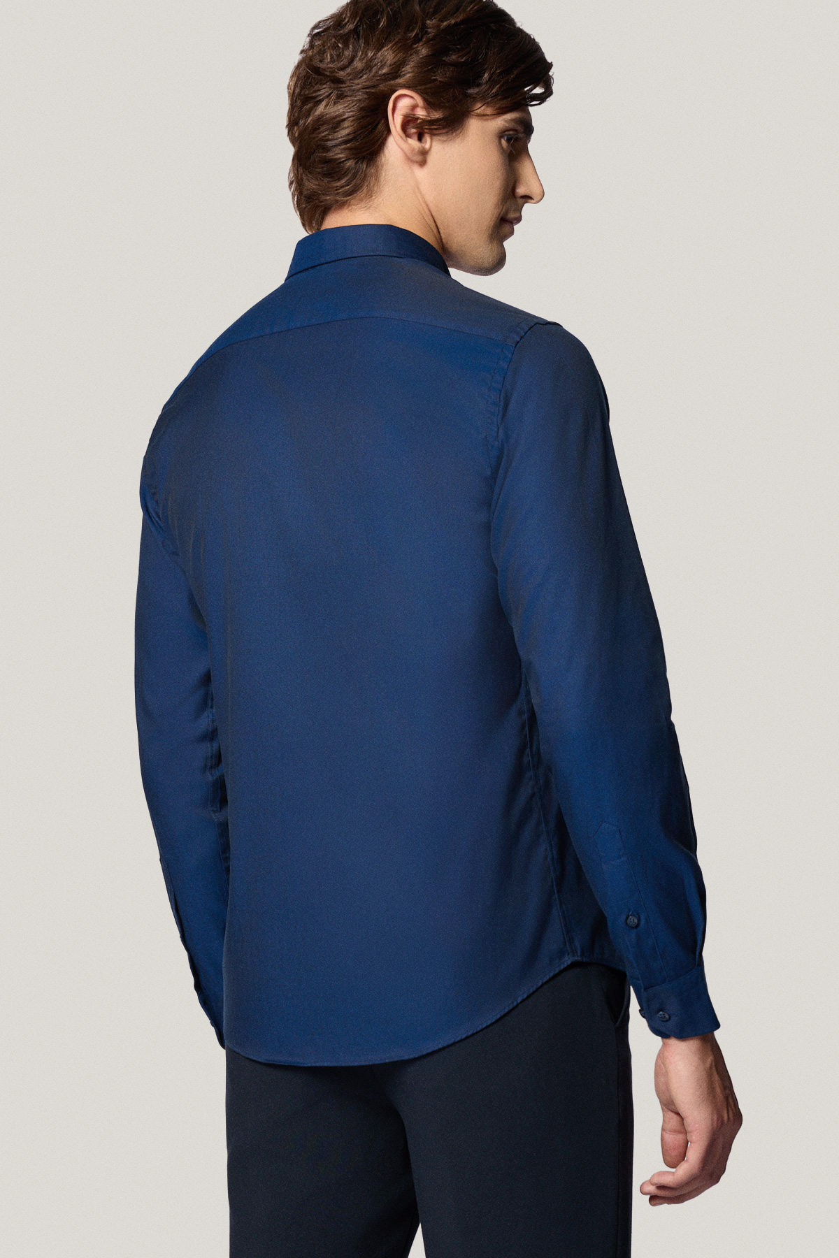 Koszula Granatowa z Bawełny z Długim Rękawem ze Wzorem Jodełki PM31