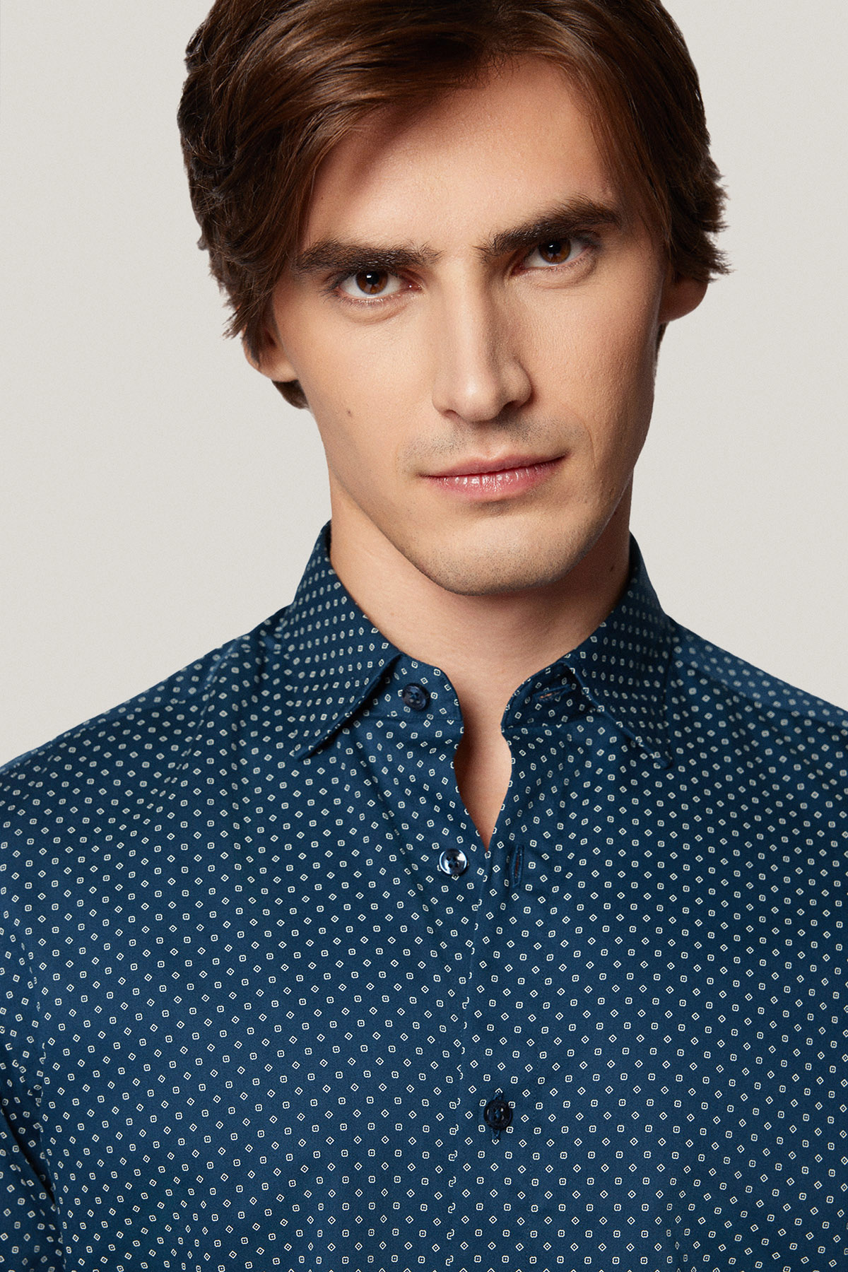 Koszula Granatowa z Bawełny z Długim Rękawem w Mikrowzór PM42