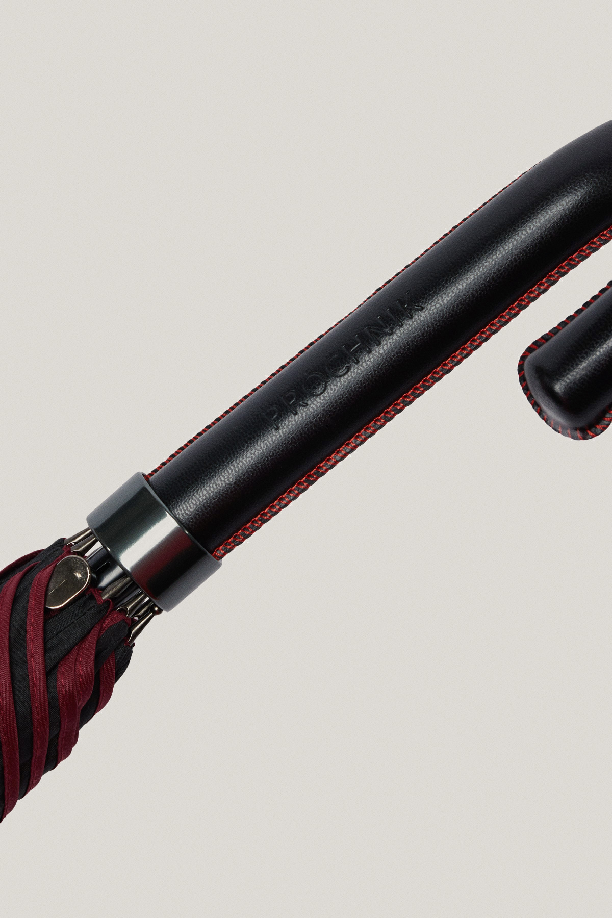 Parasol Duży Czarny z Bordową Lamówką PM4