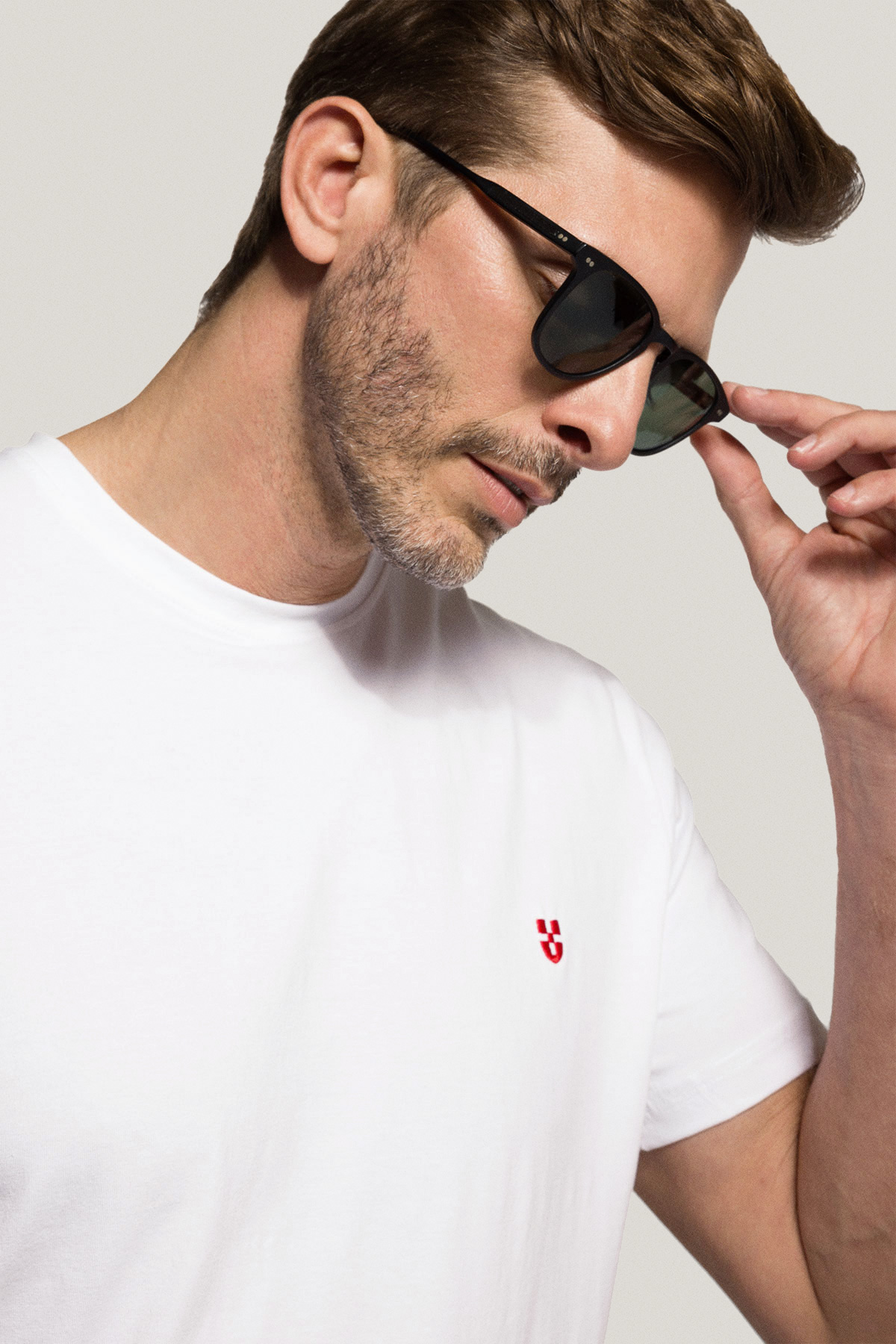 T-shirt Biały z Haftem Bawełniany PM2