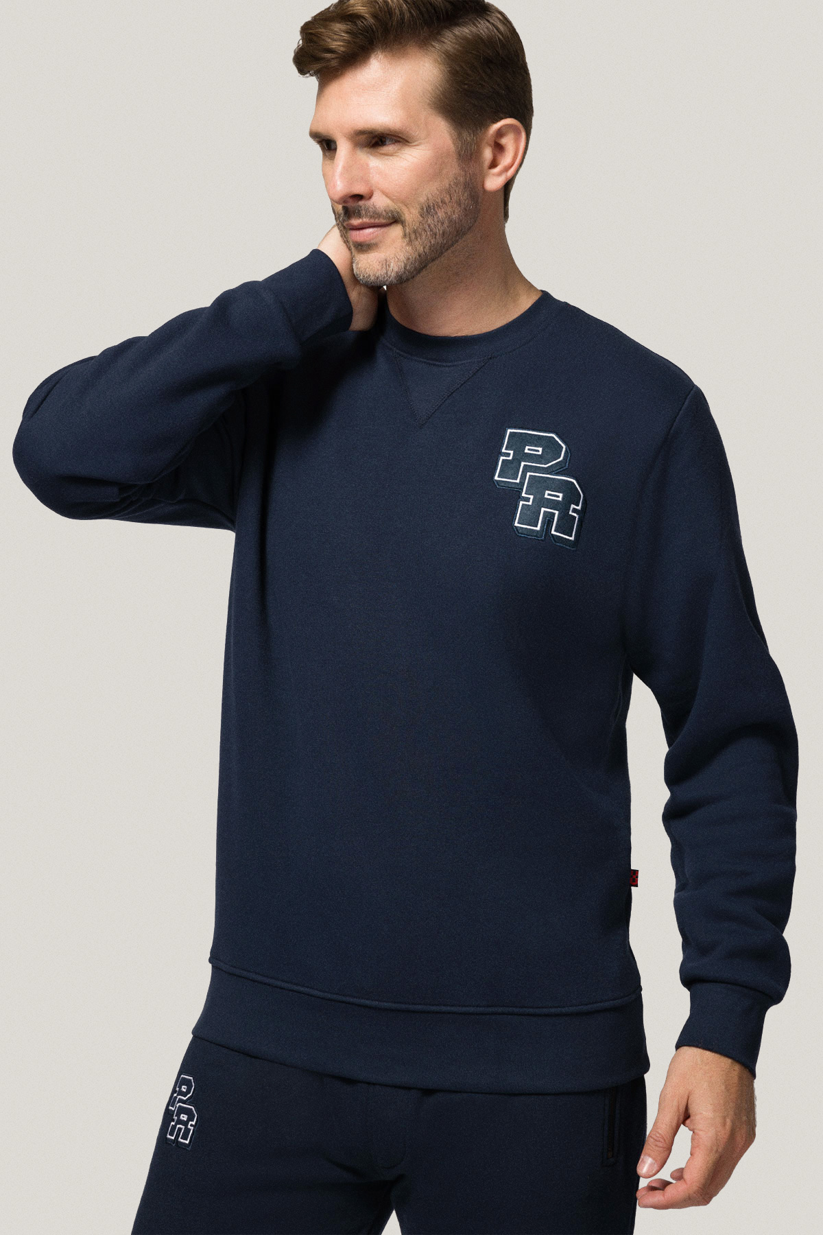 Bluza Nierozpinana Bez Kaptura Granatowa z Naszywkami PM2