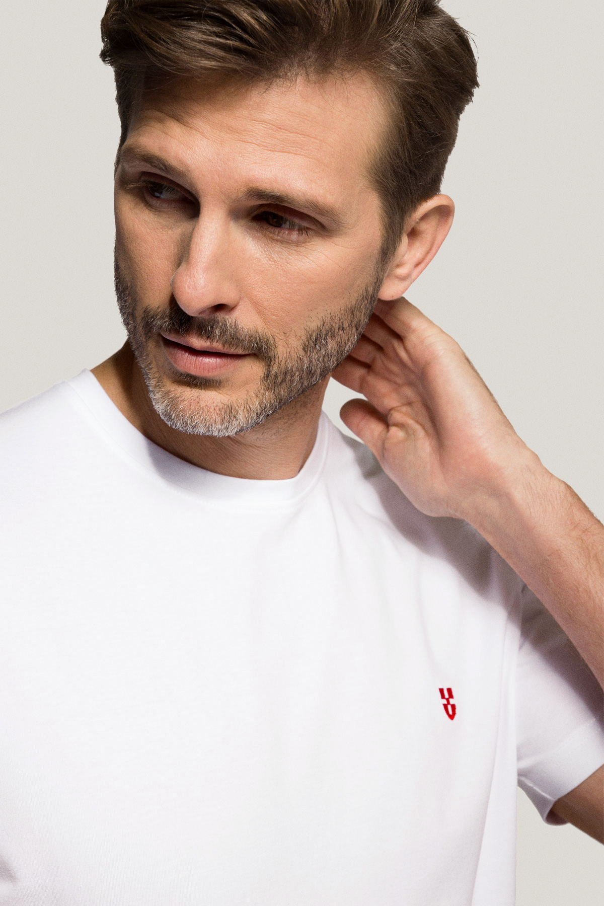 T-shirt Biały z Haftem i Nadrukiem Bawełniany PM3