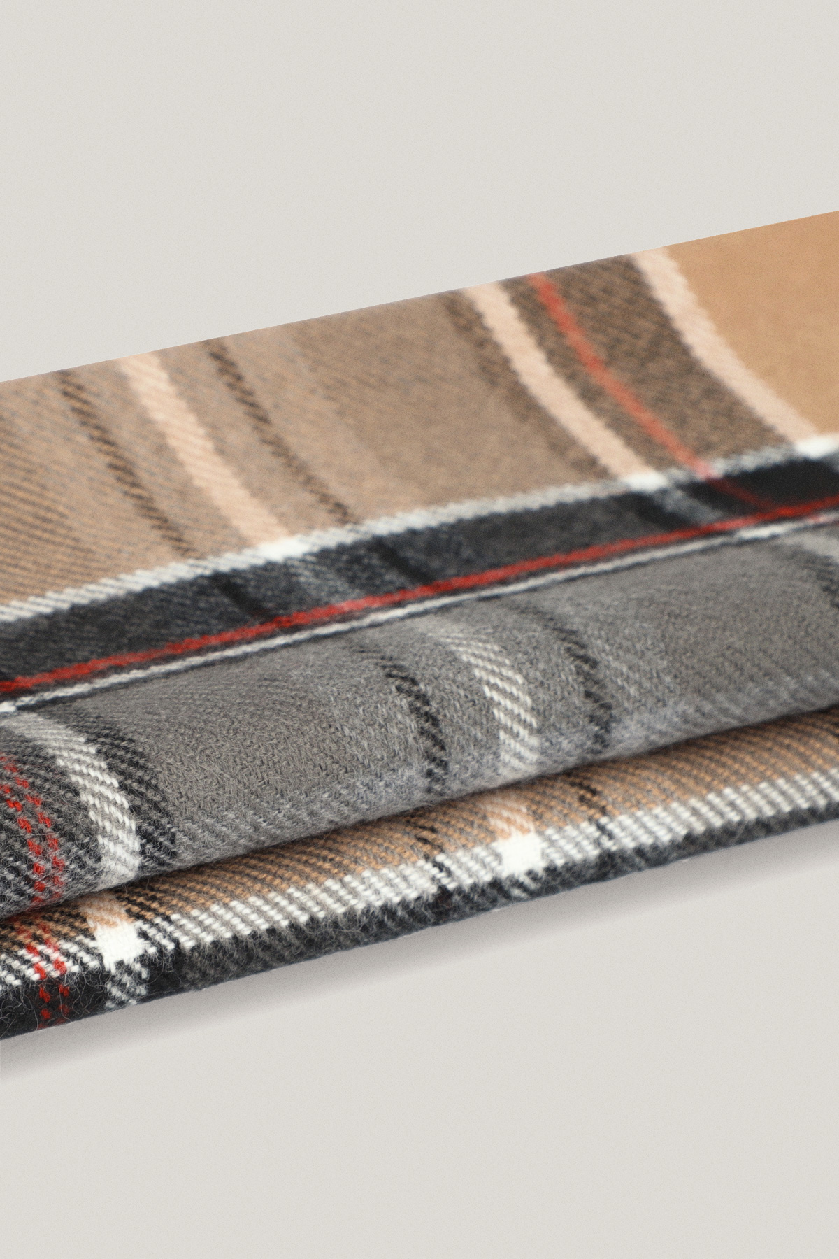 Szal w Beżowo-Brązową Kratę z Frędzlami PM18