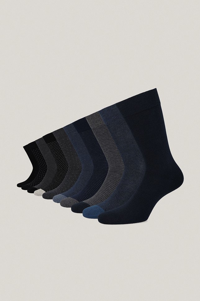 Zestaw 10 Par Wysokich Skarpet Gładkich i We Wzory