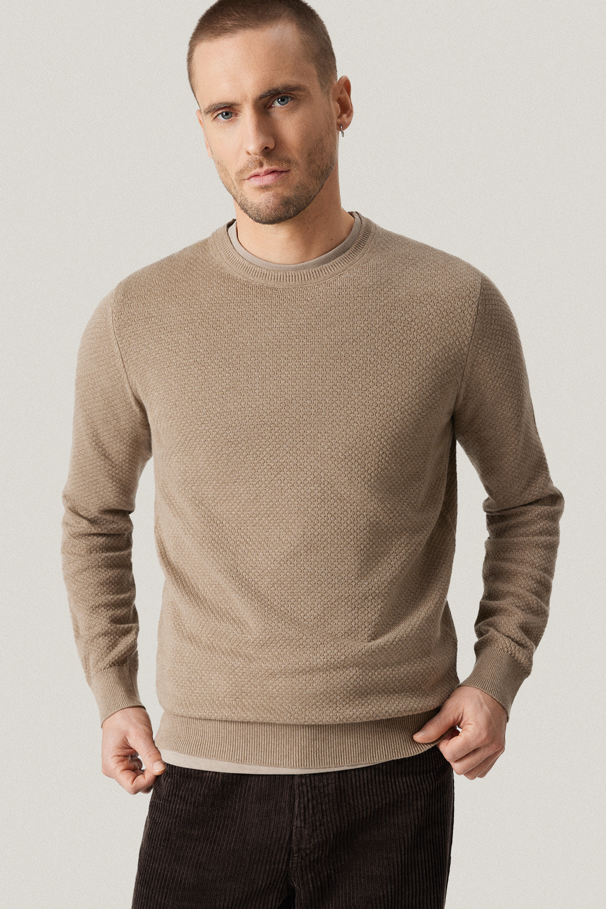 Sweter Beżowy Bawełniany O-neck PM17