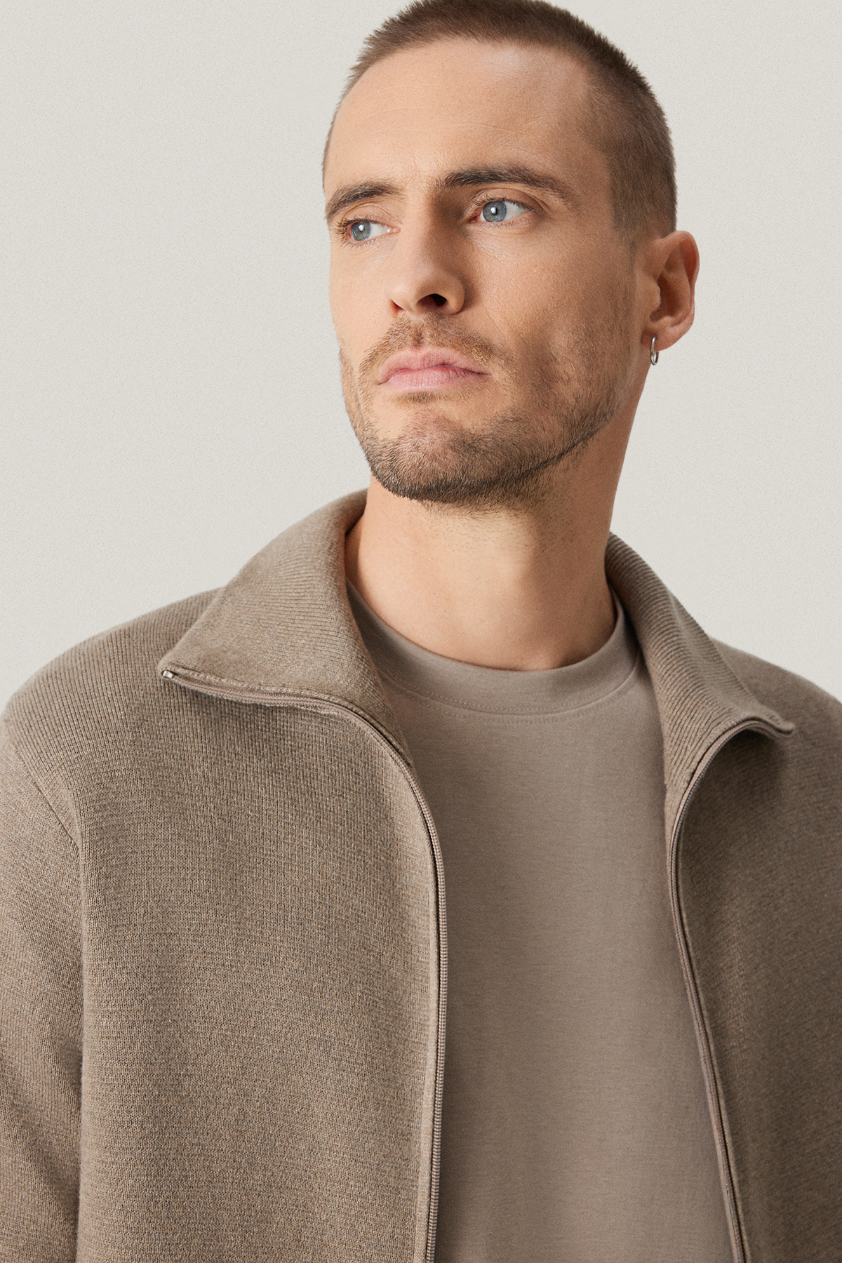 Sweter Beżowy Bawełniany Rozpinany PM18