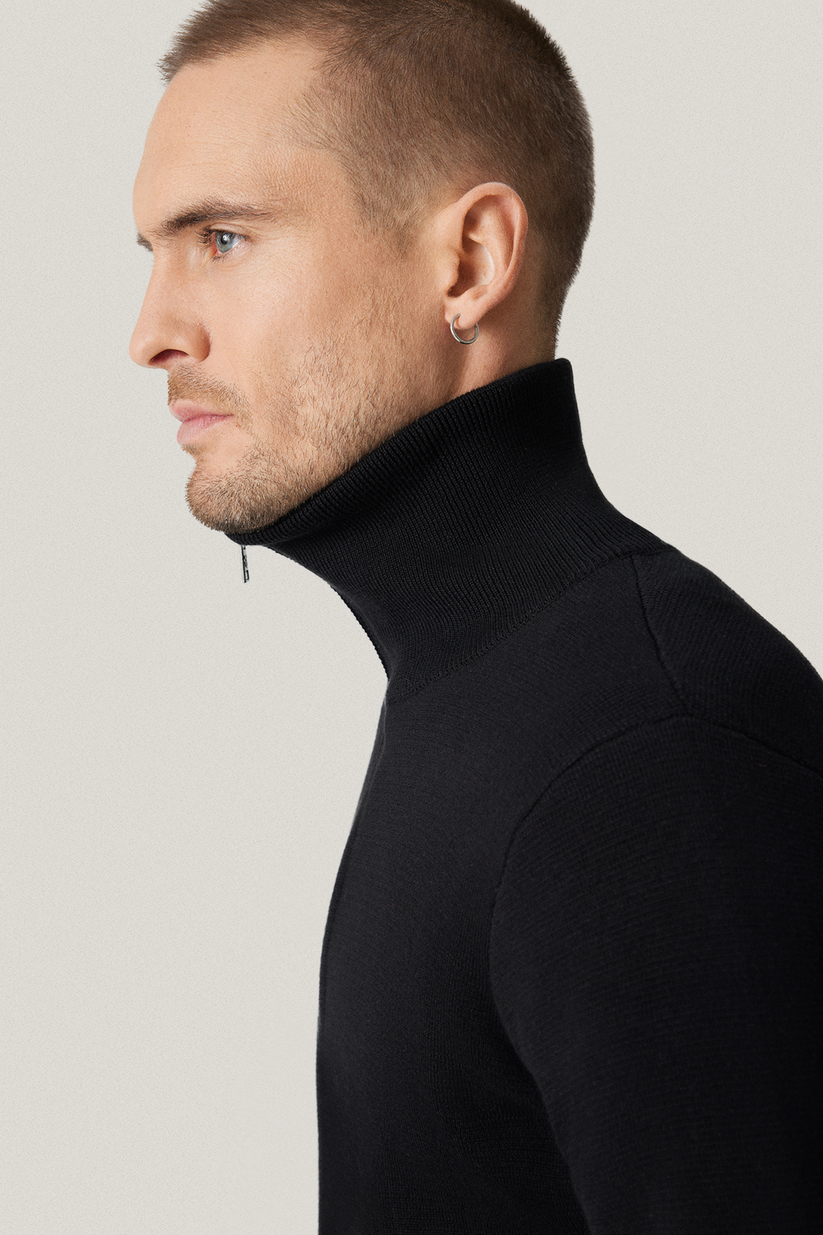 Sweter Czarny Bawełniany Rozpinany PM18