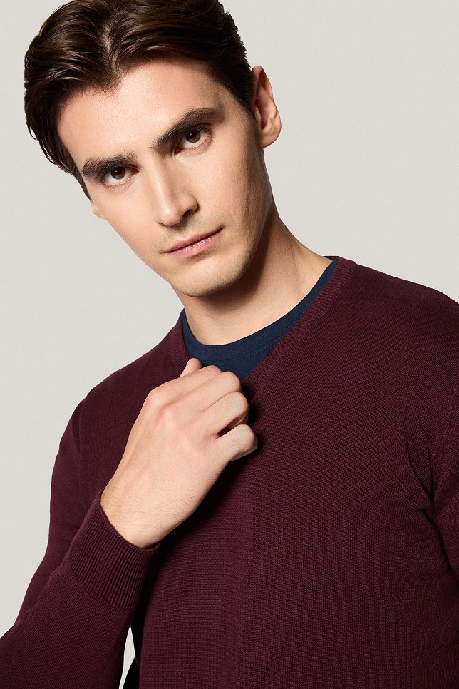 Sweter Bordowy Bawełniany V-neck PM7