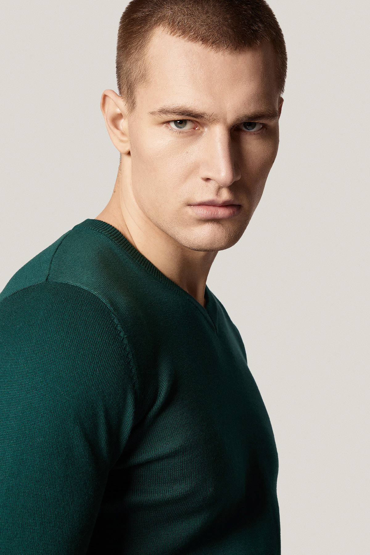 Sweter Zielony Bawełniany V-neck PM6